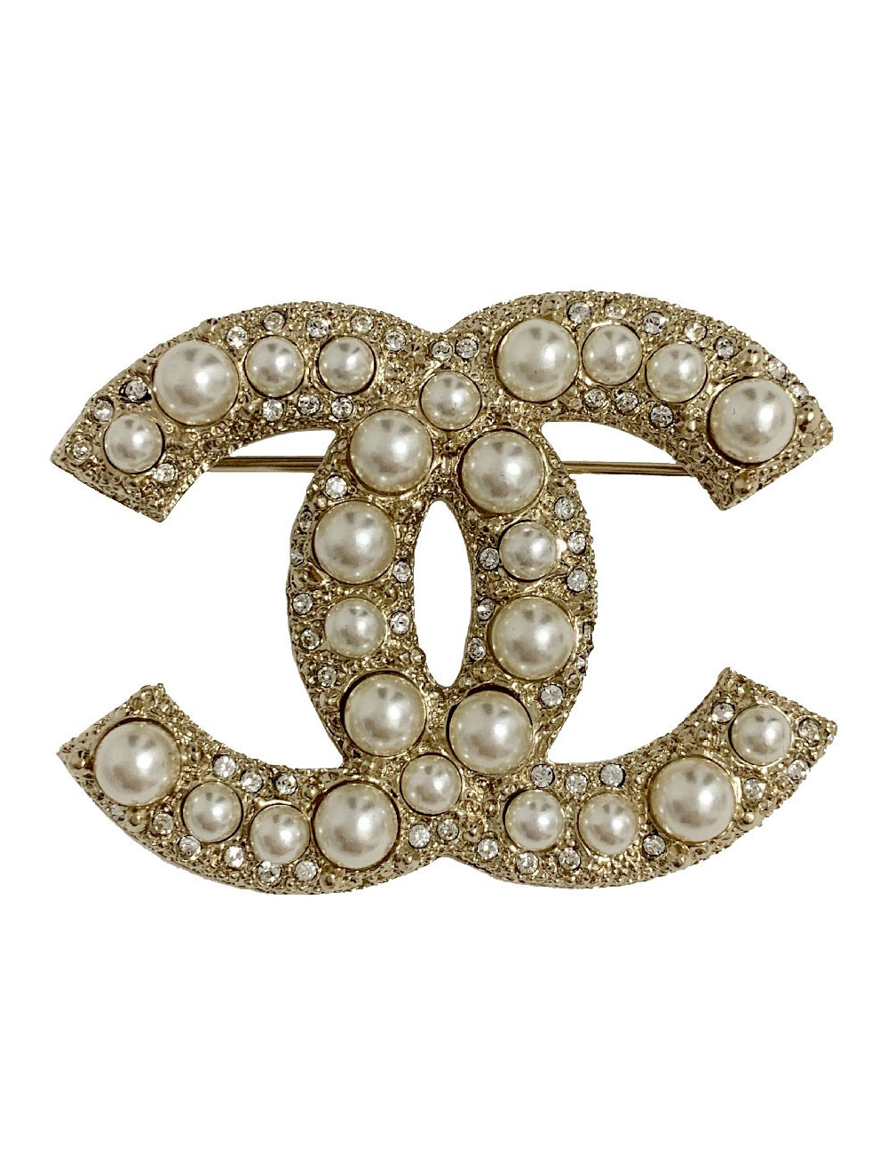 CHANEL CC brooch in gilded metal and pearls