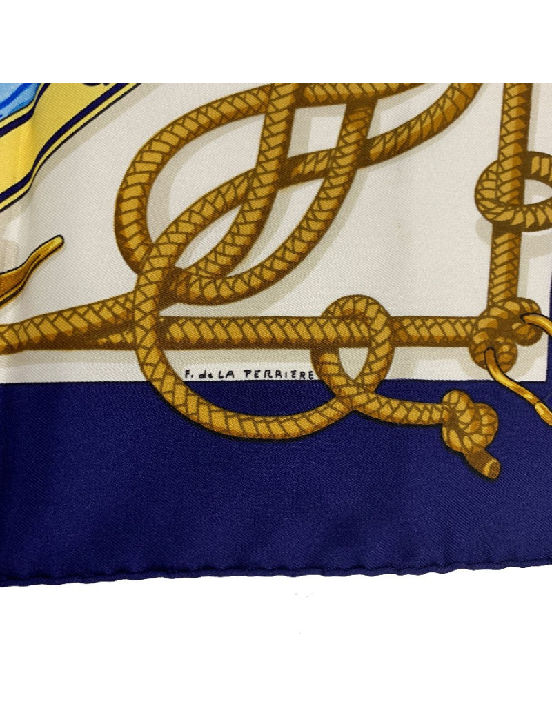 Foulard soie HERMES 'Retour de Pêche' en soie bleue