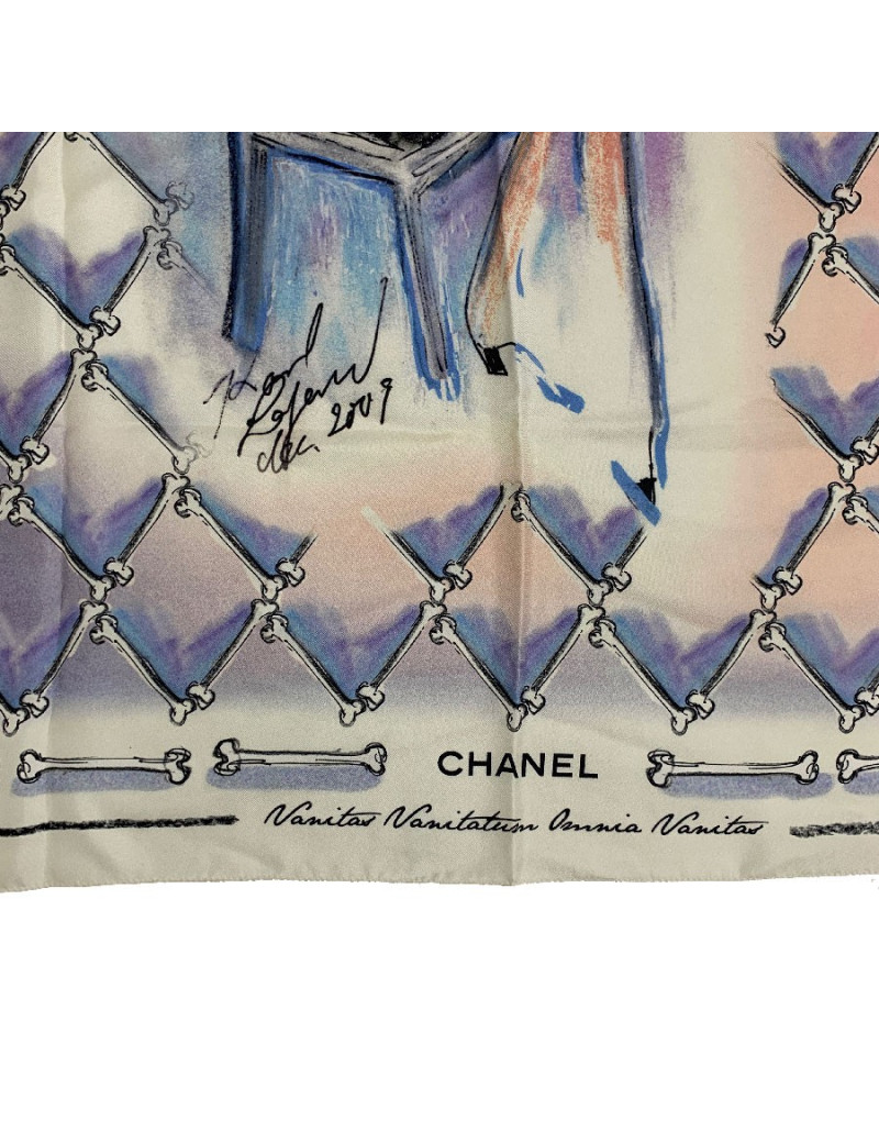 Foulard CHANEL Coco en soie ivoire édition limitée