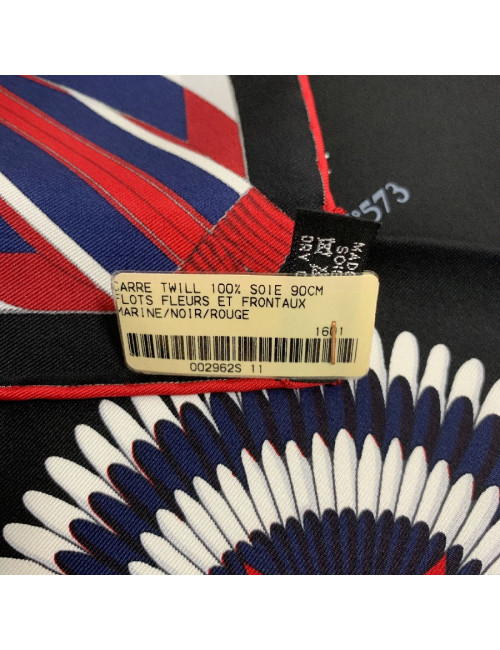 Carré 90 x90 HERMES soie 100%