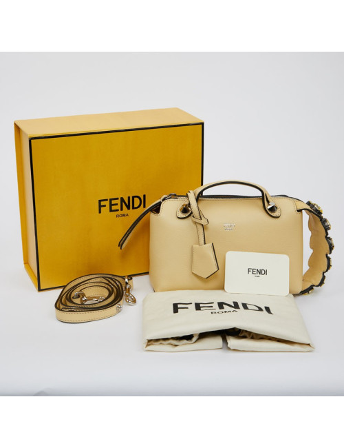 Sac FENDI jaune pale et strass