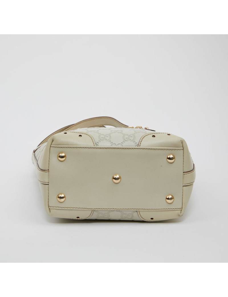 Sac seau GUCCI cuir embossé beige