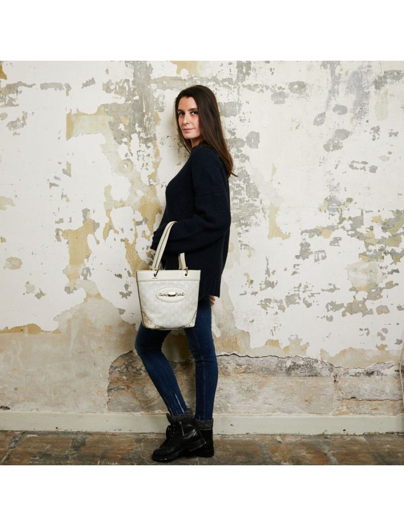 Sac seau GUCCI cuir embossé beige