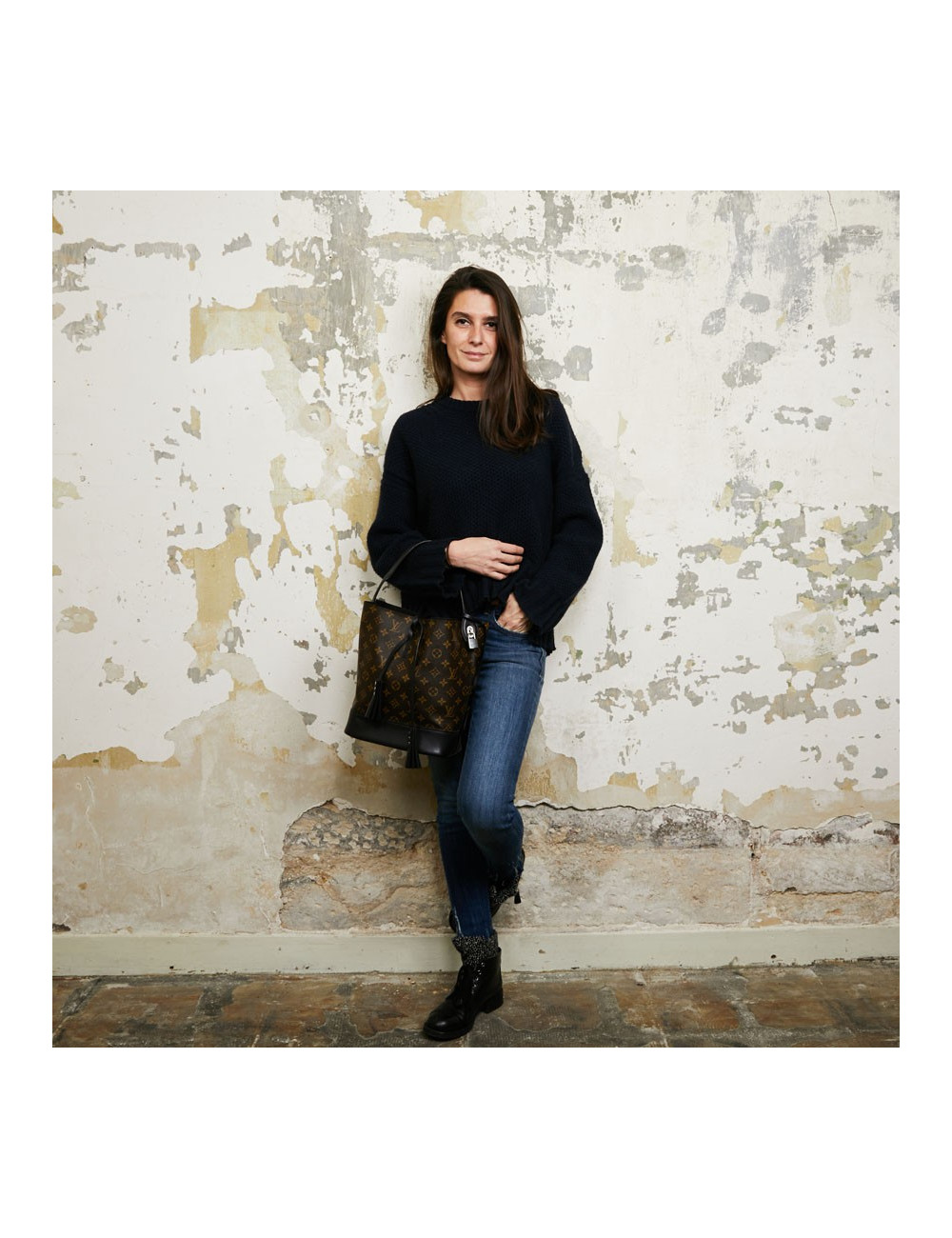 Sac seau LOUIS VUITTON toile monogram et cuir noir