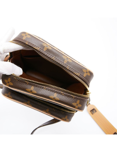 Sac LOUIS VUITTON Amazon 22 toile monogram