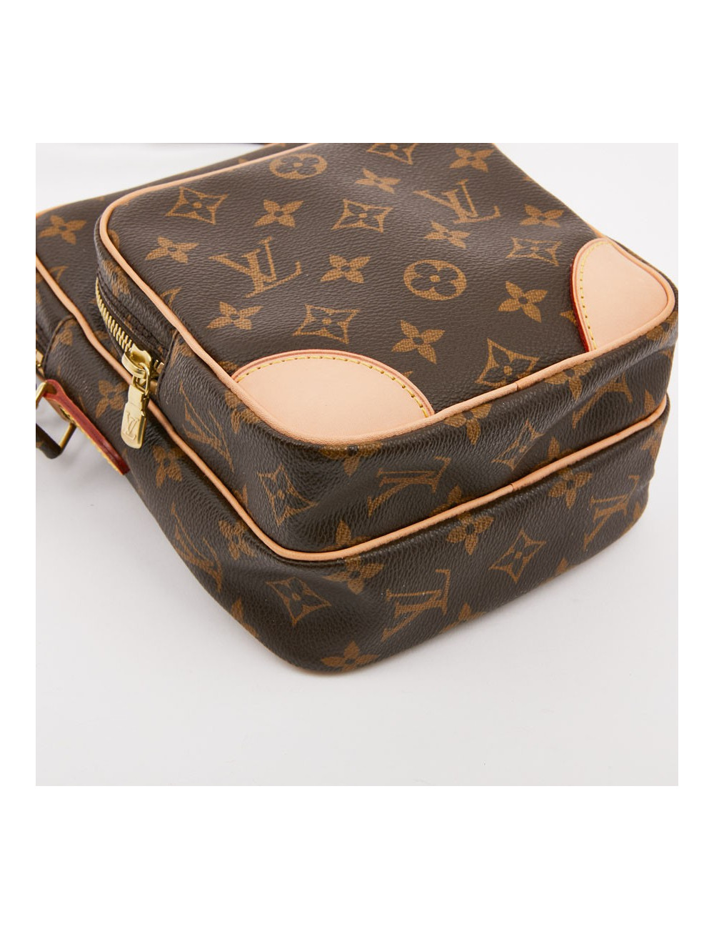 Sac LOUIS VUITTON Amazon 22 toile monogram