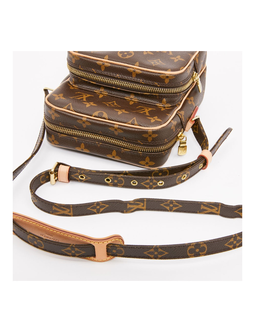 Sac LOUIS VUITTON Amazon 22 toile monogram