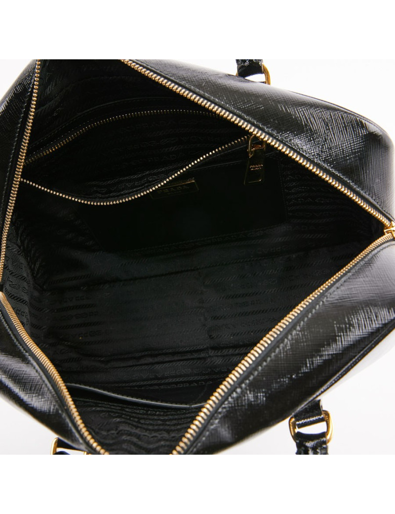 Sac PRADA cuir Saffiane verni noir