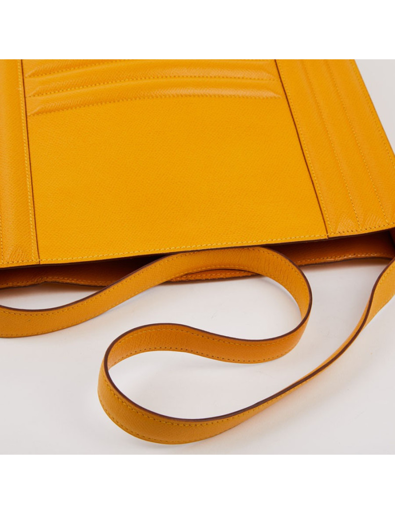 Sac Cadenas HERMES en cuir de veau  jaune 