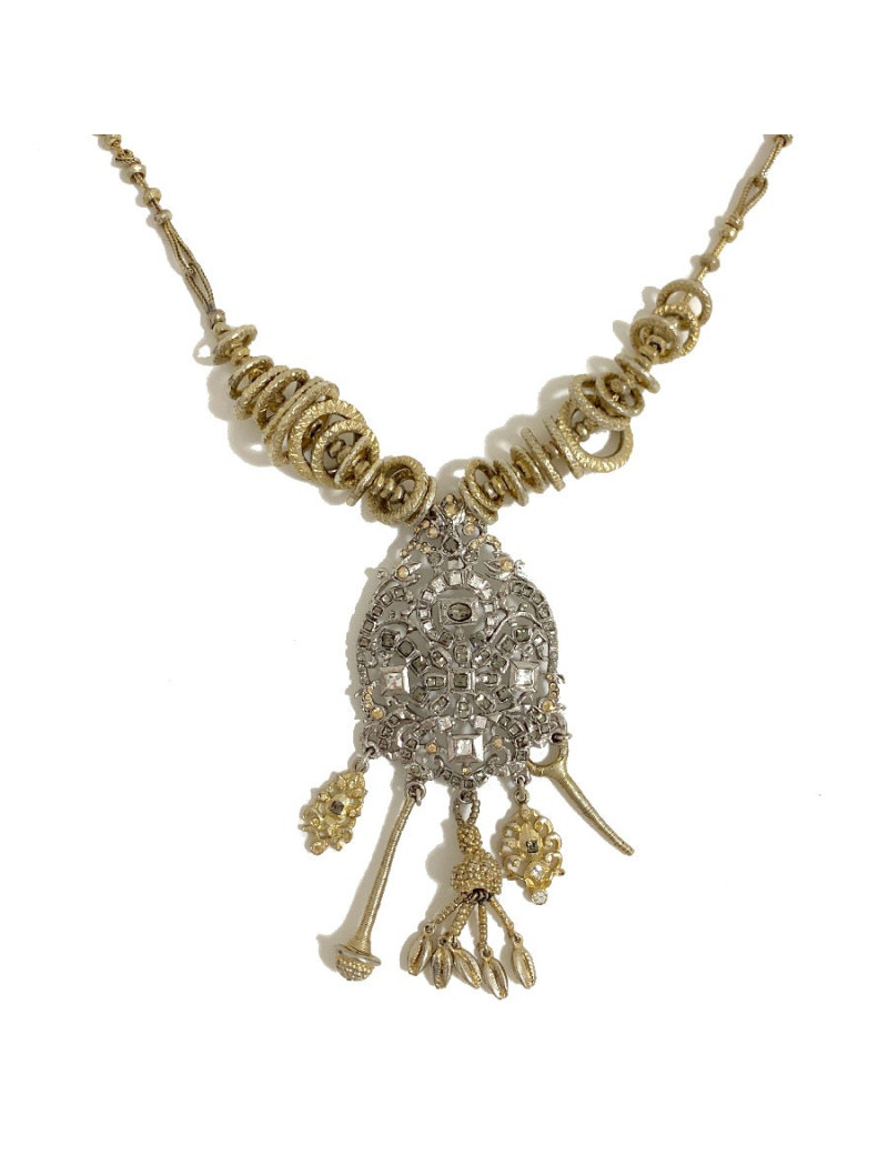 Sautoir CHRISTIAN LACROIX avec imposant pendentif 