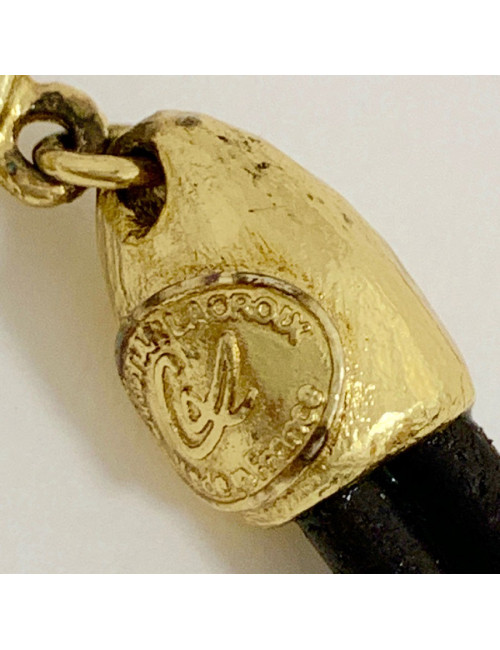 Collier CHRISTIAN LACROIX Vintage en cuir marron et pendentif doré