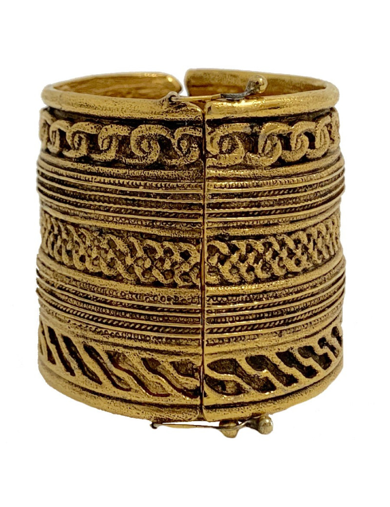CHANEL couture vintage gilded cuff