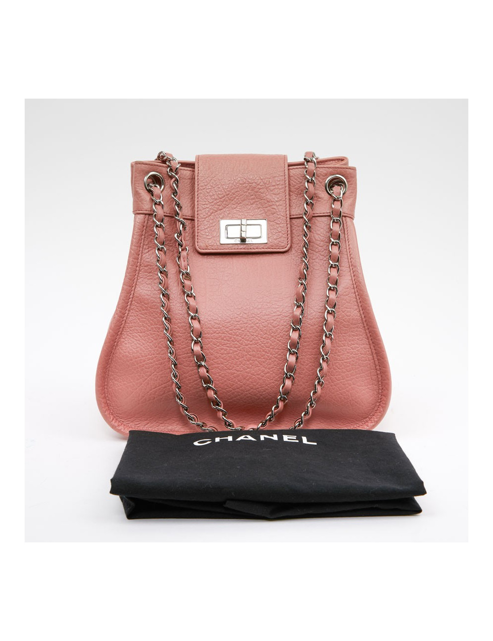 Sac CHANEL en cuir grainé vieux rose