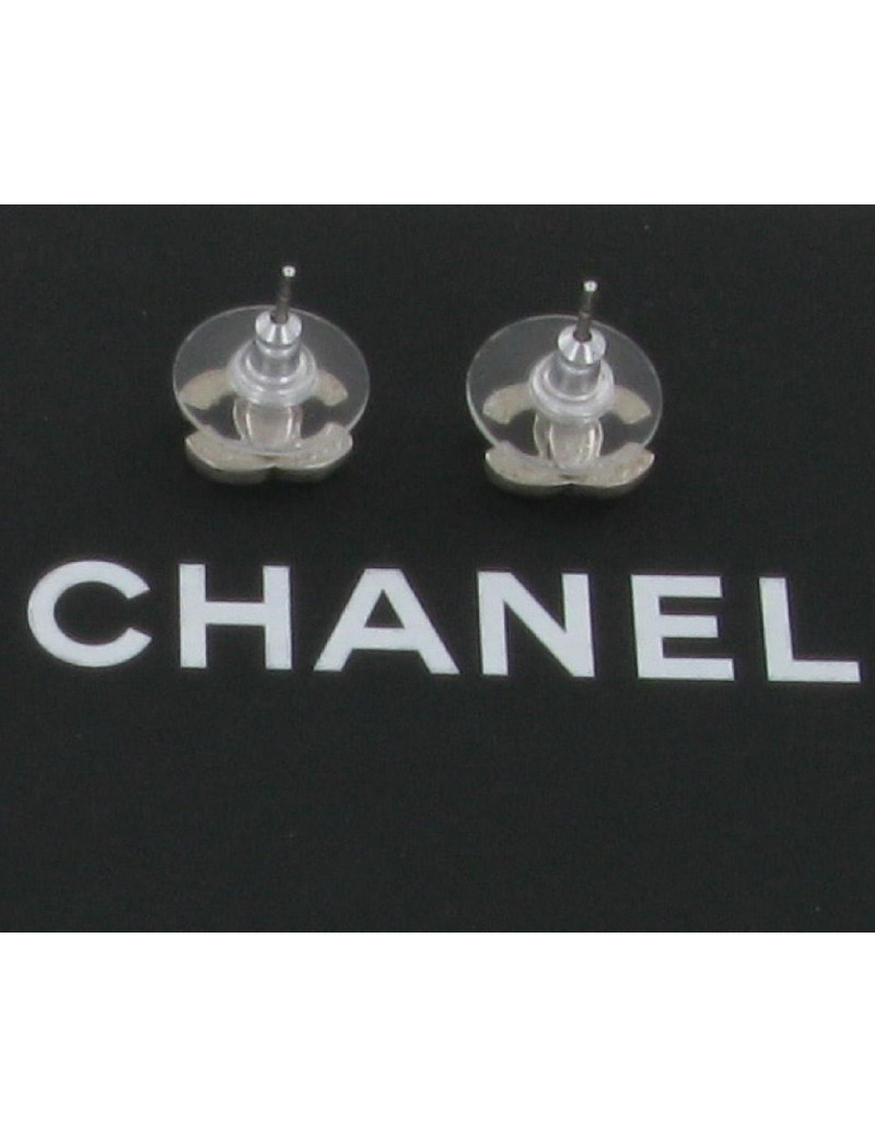 Boucles d'oreilles CHANEL en émail noir 