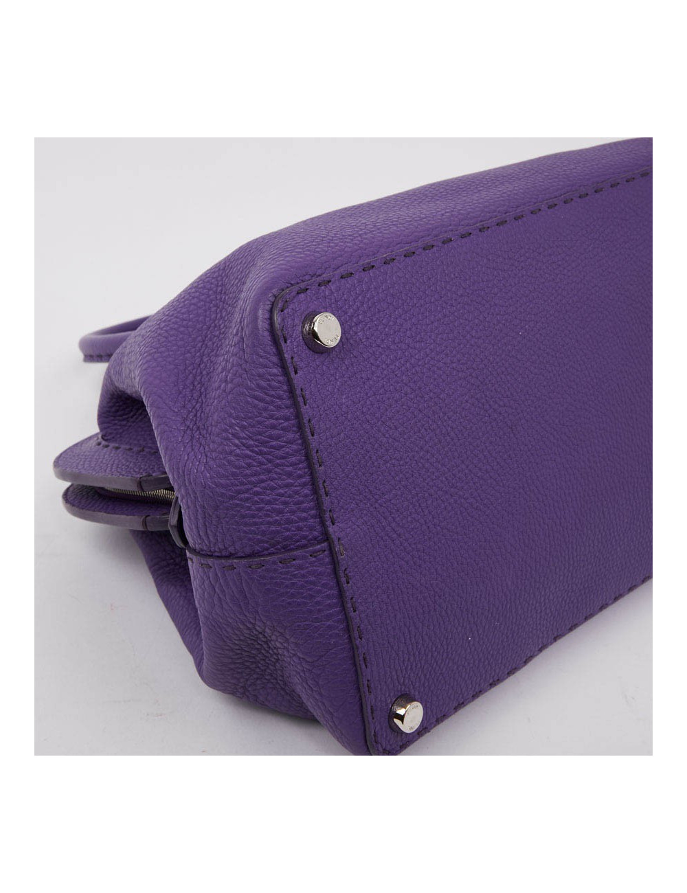 Sac FENDI cuir grainé violet