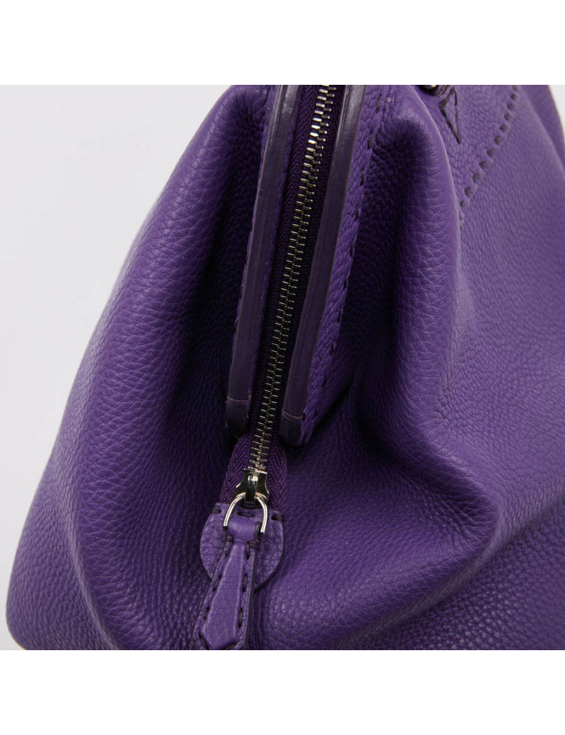 Sac FENDI cuir grainé violet