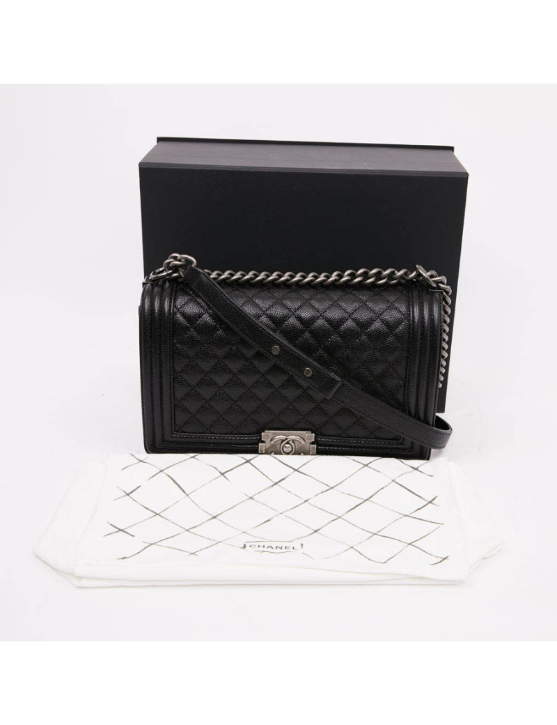 Boy GM CHANEL cuir grainé noir