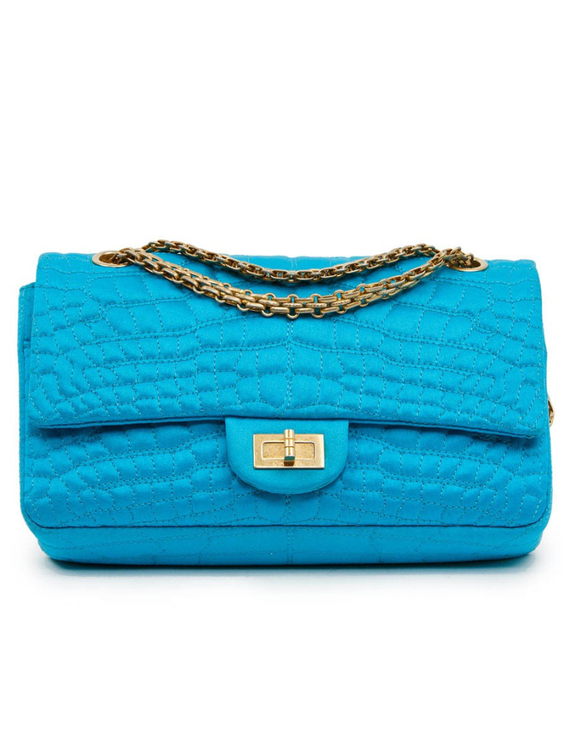 Sac 2.55 tissu façon croco CHANEL bleu