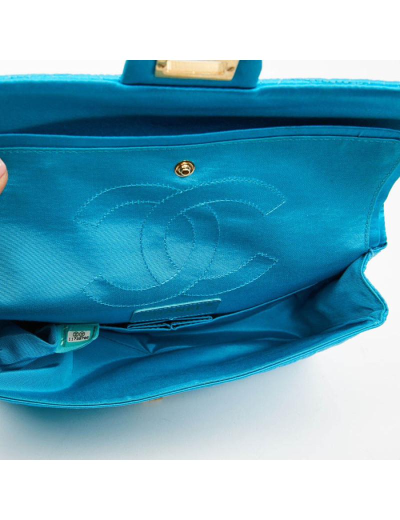 Sac 2.55 tissu façon croco CHANEL bleu