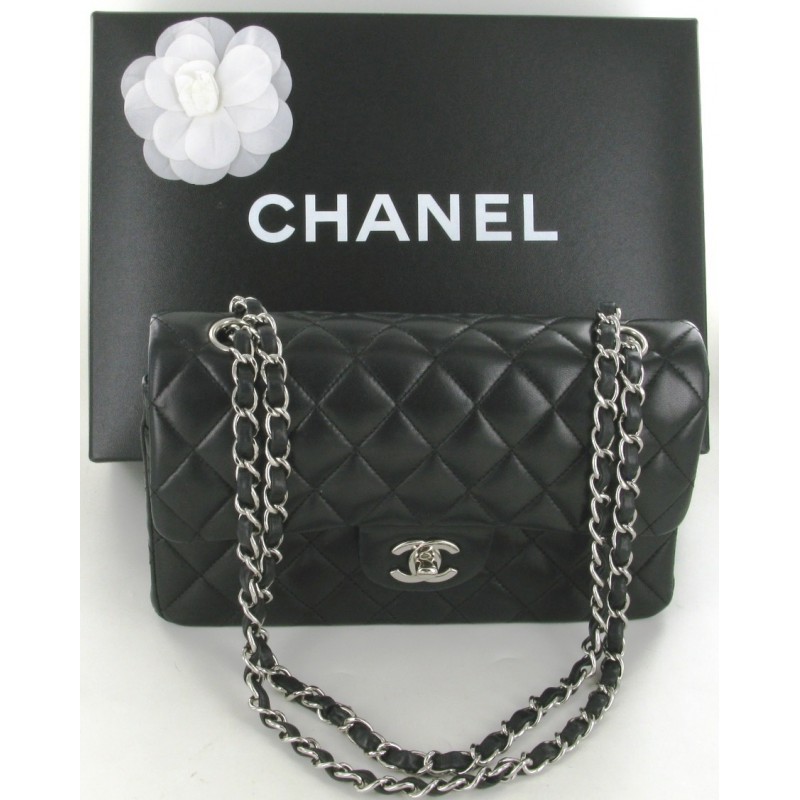 Timeless/classique en cuir petite maroquinerie Chanel Noir en Cuir