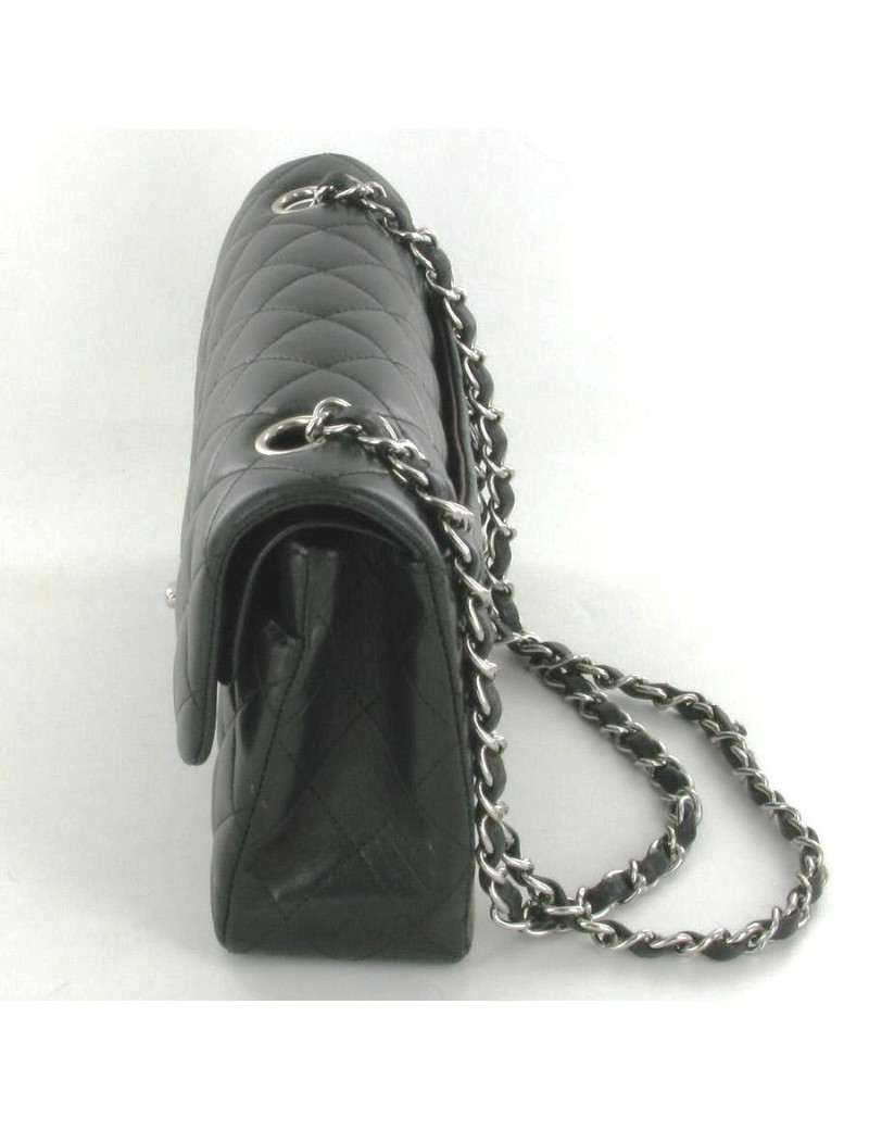 Timeless classique CHANEL matelassé cuir noir