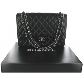 Maxi Jumbo CHANEL quilted black smooth leather