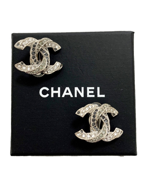 CLIP CHANEL