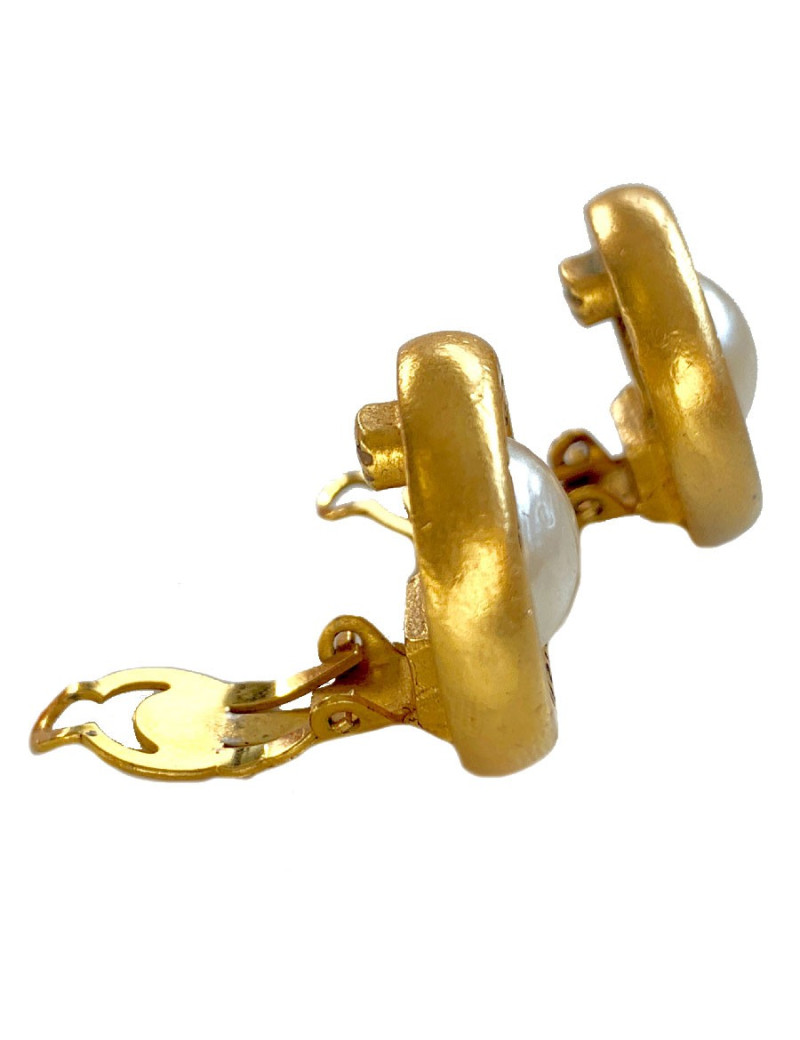 Clips d'oreille CHANEL occasion dorés