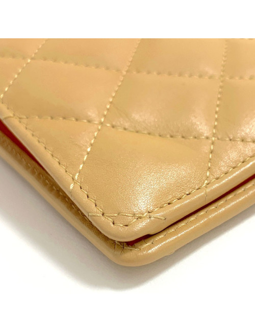 Portefeuille CHANEL cuir d'agneau beige matelassé