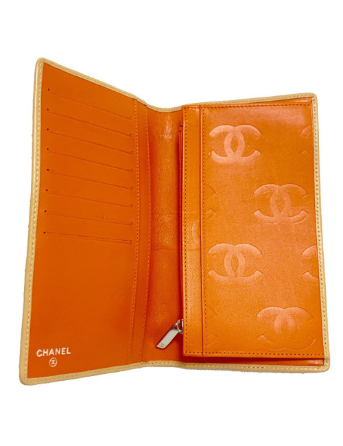 Portefeuille CHANEL cuir d'agneau beige matelassé