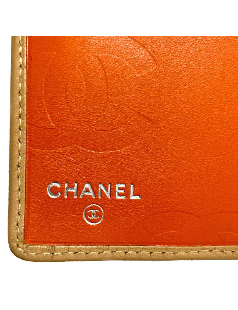 Portefeuille CHANEL cuir d'agneau beige matelassé