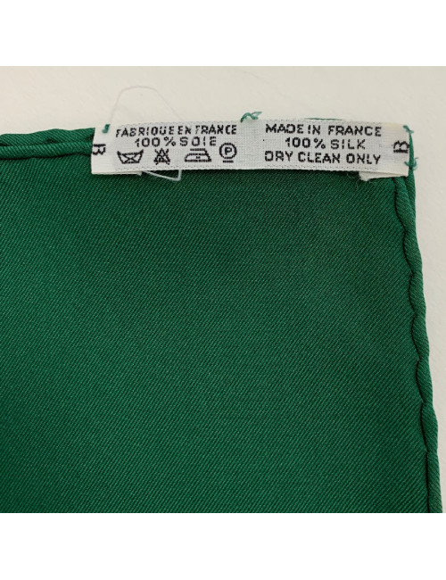 Carré HERMES soie 100% "Brides de Gala"