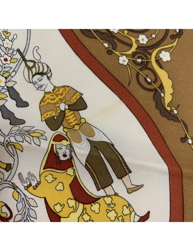 Foulard HERMES "poésie persane" marron