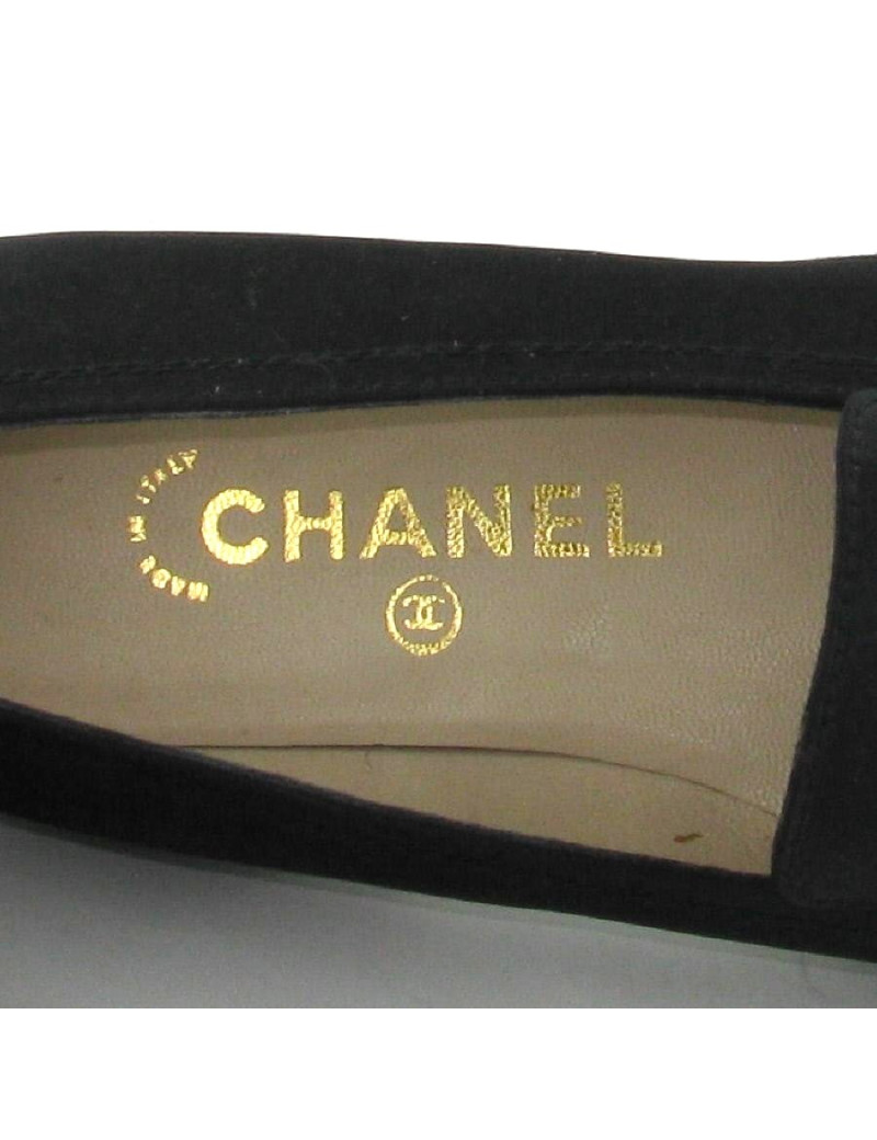 Mocassins CHANEL T 39.5 en toile satinée noire