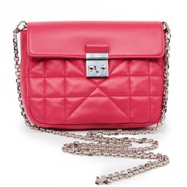 Wallet on chain Miss Dior cuir matelassé rose