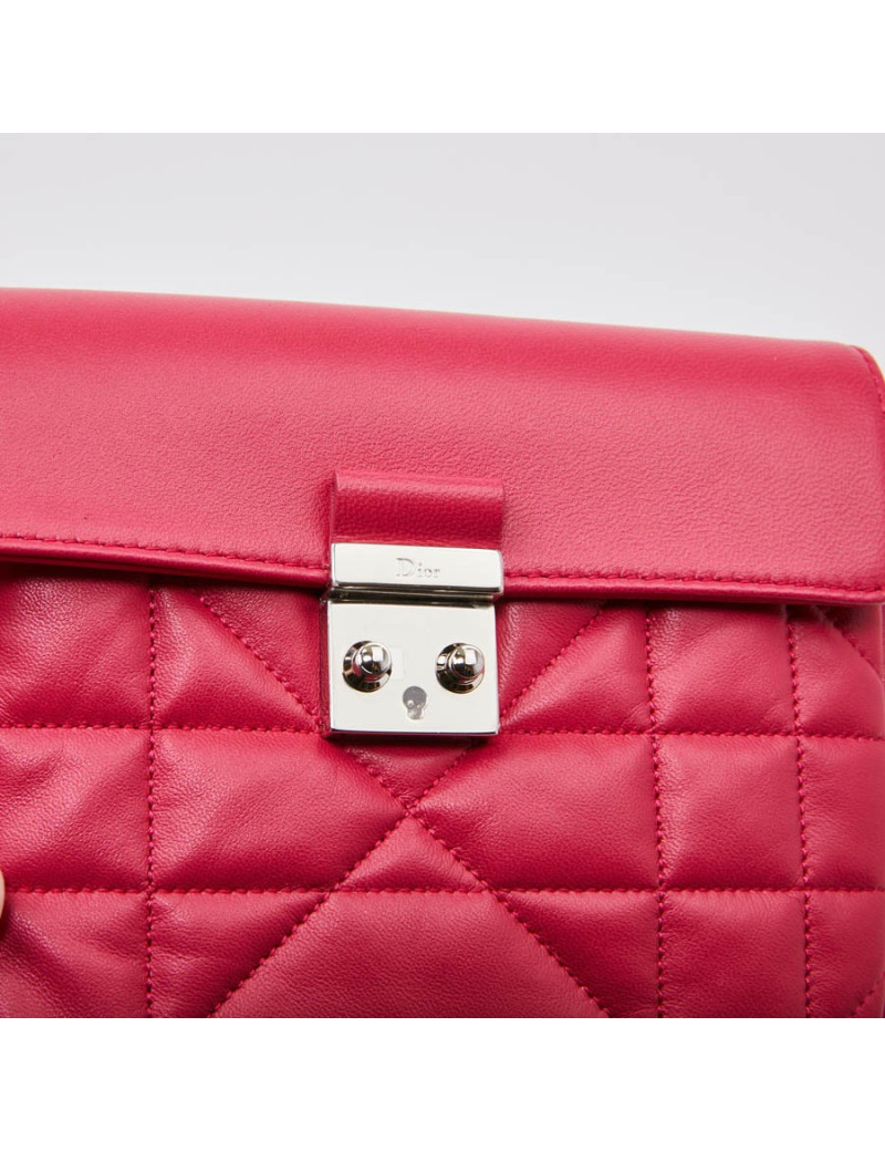 Pochette avec bandoulière DIOR cuir matelassé 