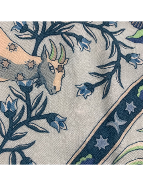 A NETTOYER Carré Hermes " Peuple du vent " 