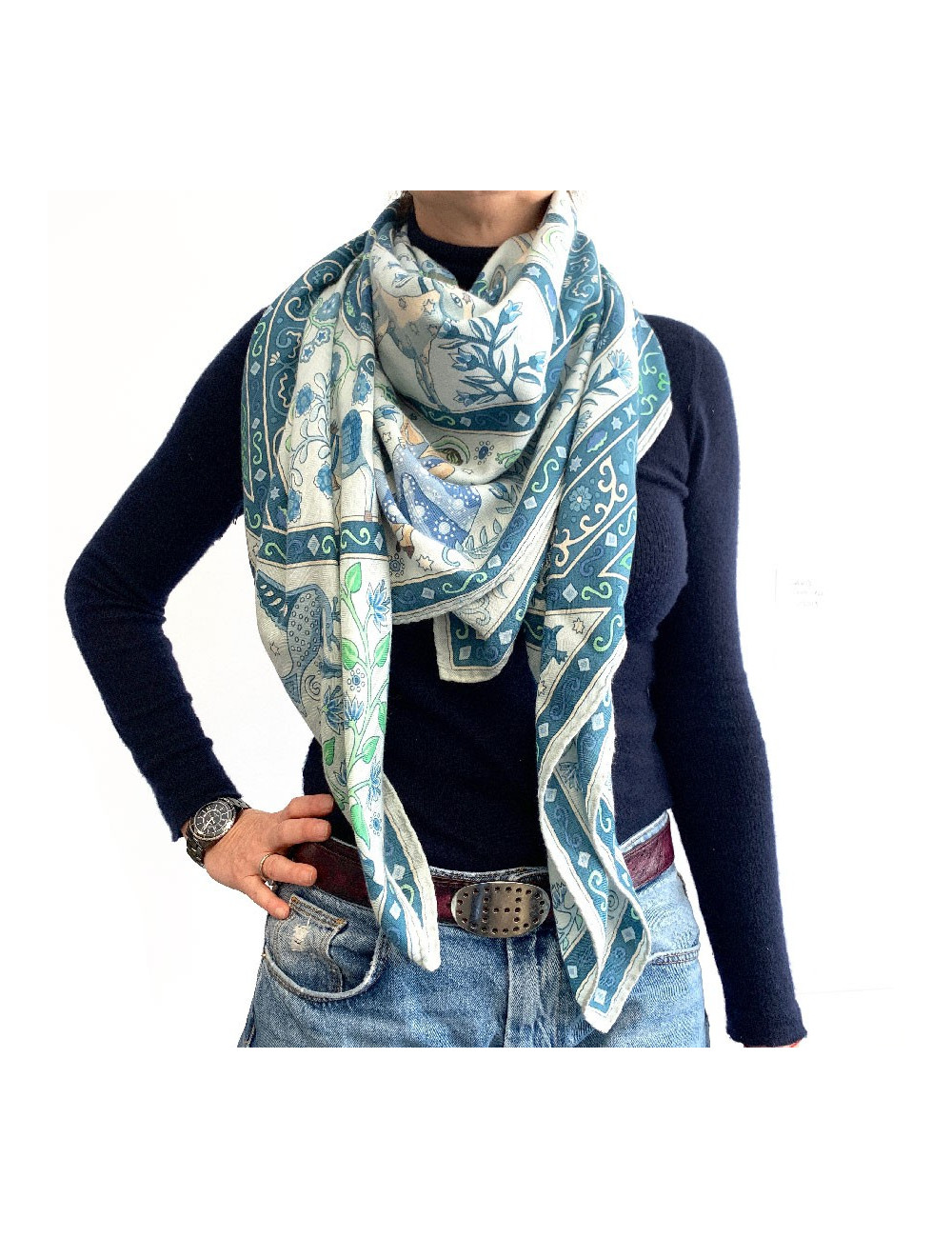 Châle HERMES 'Peuple du vent' en cachemire et soie bleue 