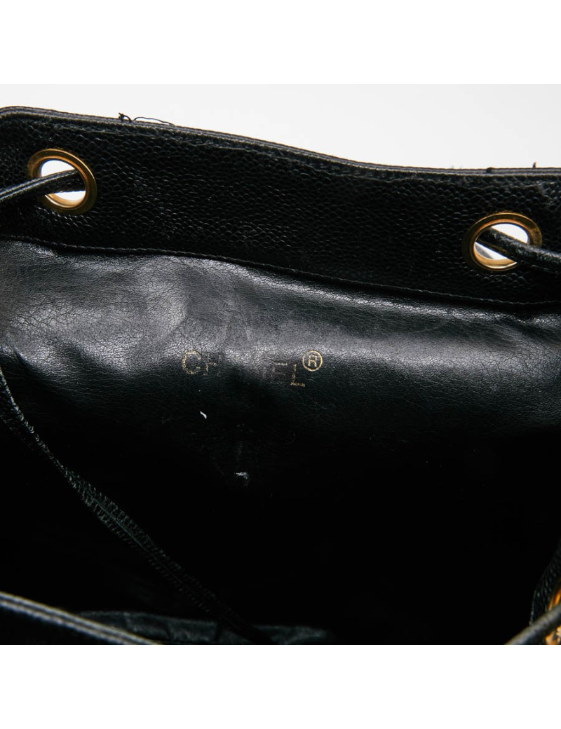 Sac à dos CHANEL cuir caviar noir Vintage