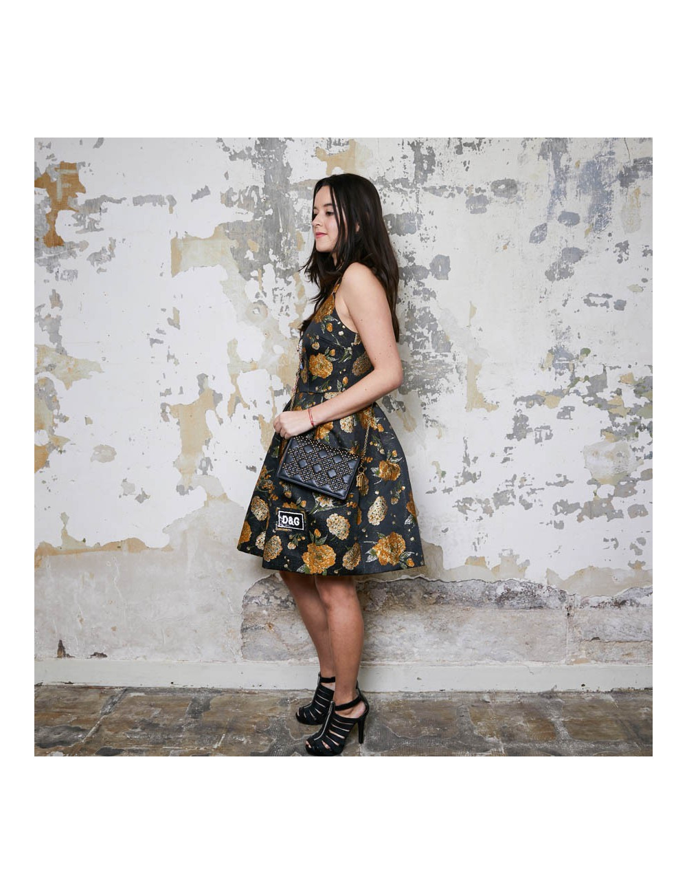 Sac pochette DIOR cuir noir clouté doré