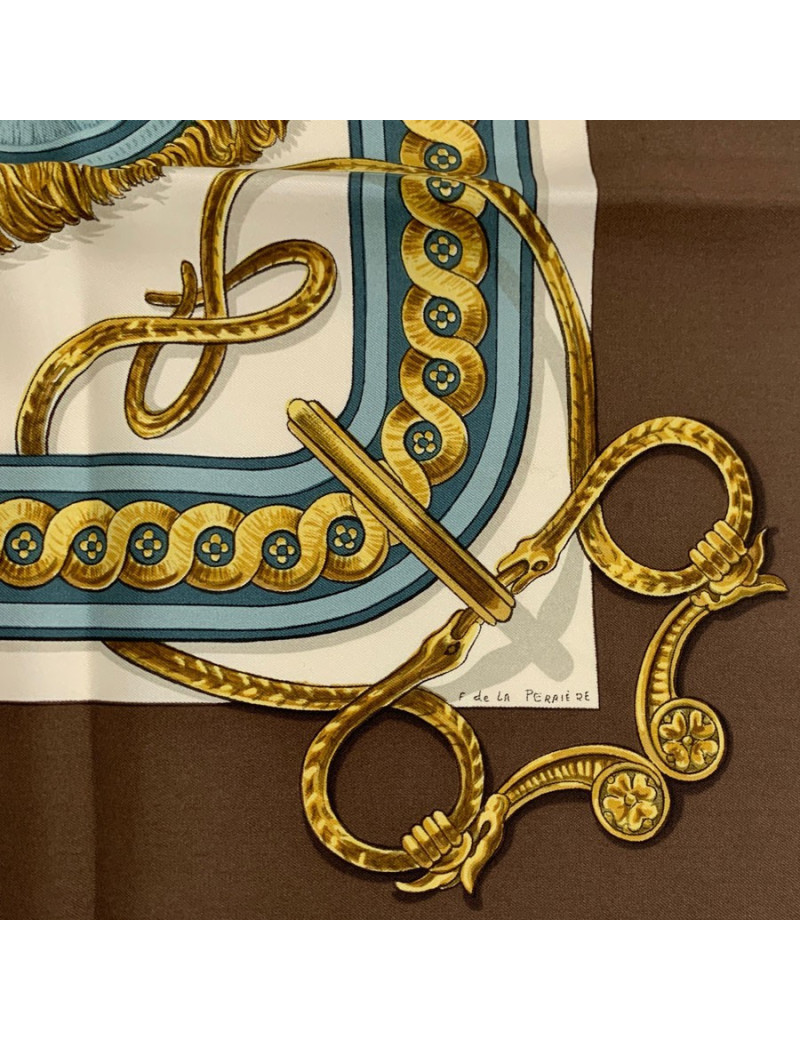 Carré HERMES Bride de Cour en soie marron