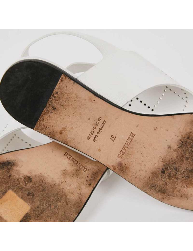 Sandales HERMES KOLA T37 cuir blanc perforé
