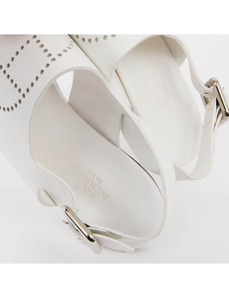 Sandales HERMES KOLA T37 cuir blanc perforé