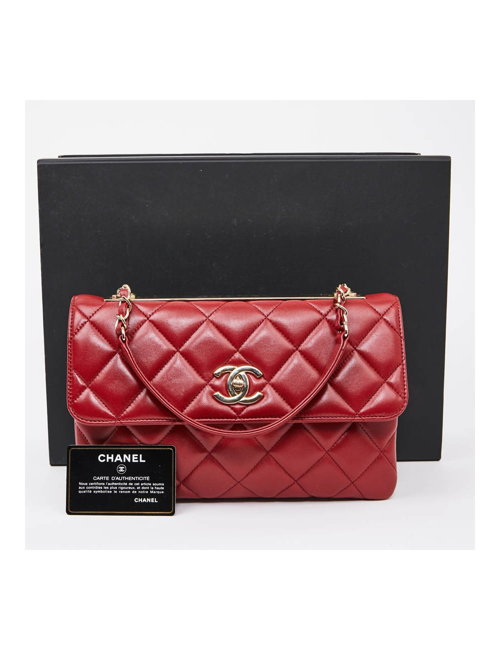 Sac CHANEL cuir rouge lisse
