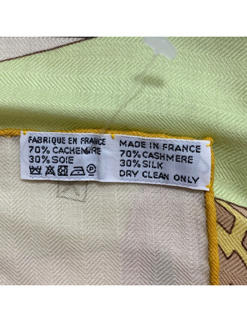 Châle HERMES Les trésors d'un artiste beige en cachemire et soie