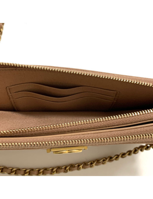 Mini Boy CHANEL bandoulière en cuir grainé rose