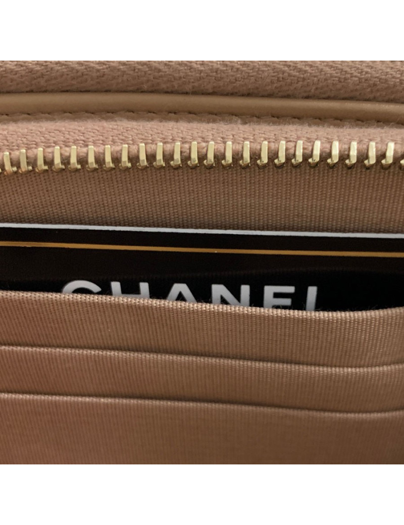 Sac CHANEL bandoulière BOY beige