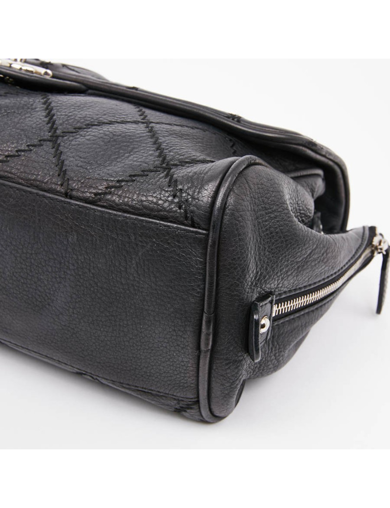 Sac CHANEL matelassé cuir noir