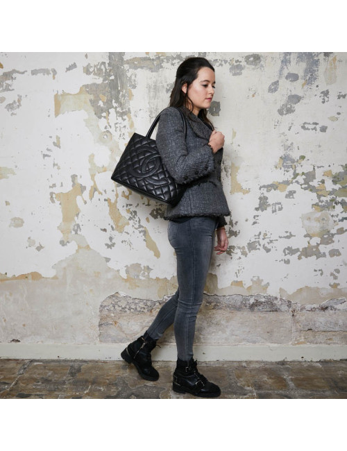 Sac cabas CHANEL cuir caviar noir