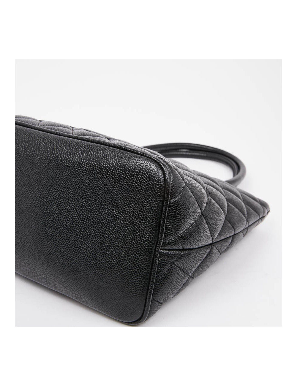 Sac cabas CHANEL cuir caviar noir